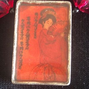 Chico’s unusual pendant statement necklace